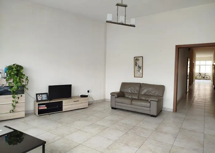 Appartement Sea View 4br Msida Sleeps 8 Ta Xbiex